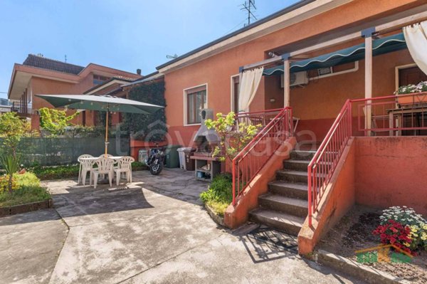 casa indipendente in vendita a Bresso