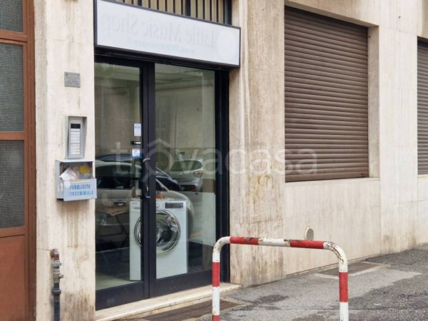 negozio in vendita a Bresso