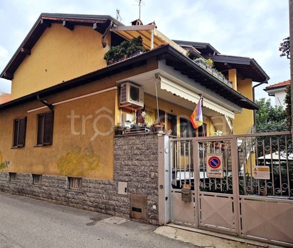 casa indipendente in vendita a Bresso