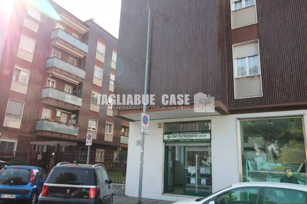 negozio in vendita a Bresso