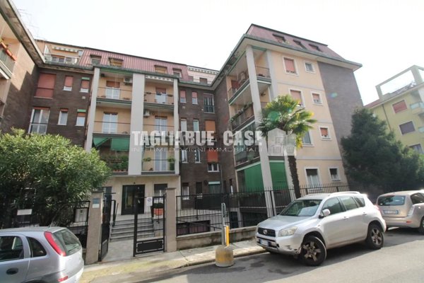 negozio in vendita a Bresso