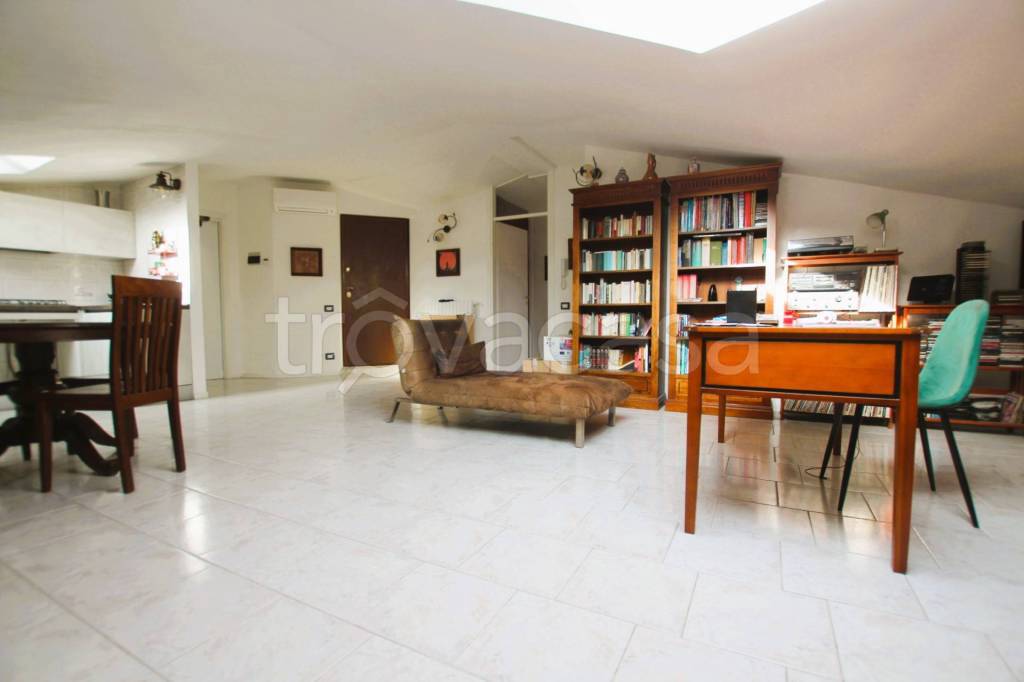 appartamento in vendita a Bresso