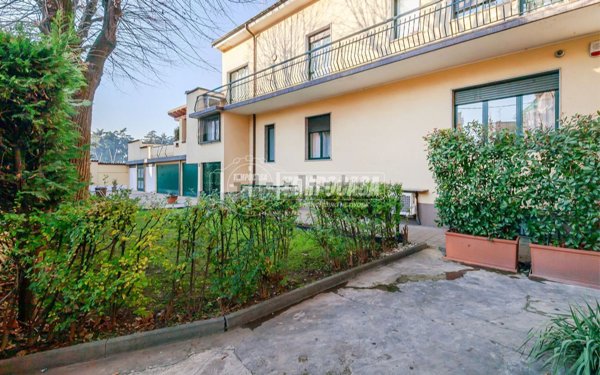 casa indipendente in vendita a Bresso