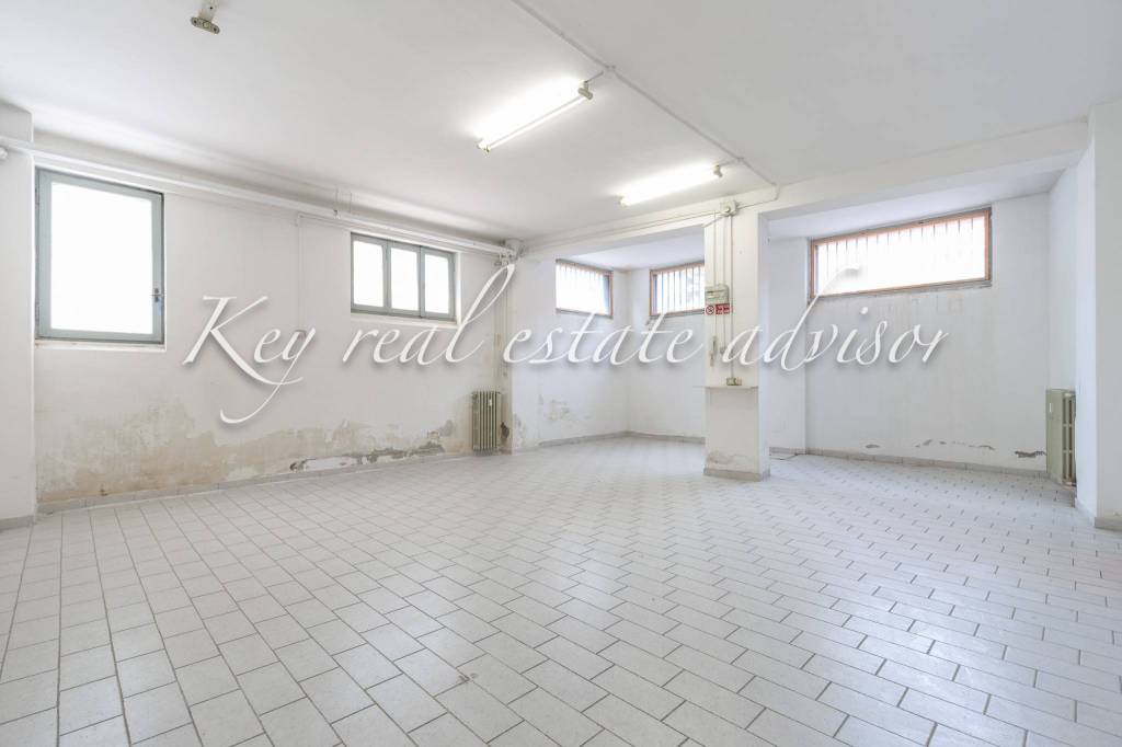 negozio in vendita a Bresso