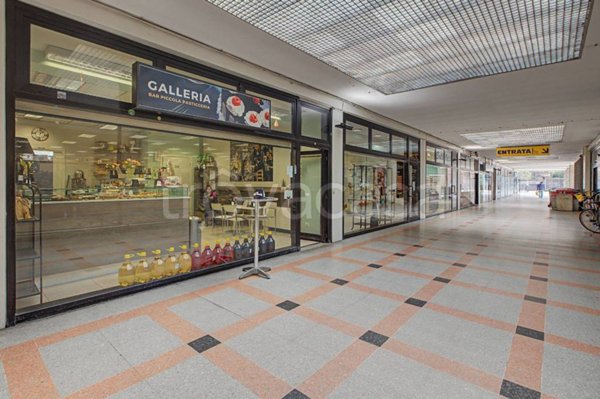 negozio in vendita a Bresso