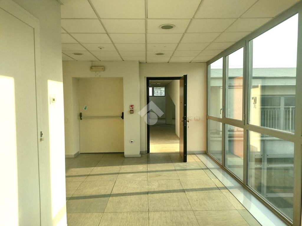 ufficio in vendita a Bresso