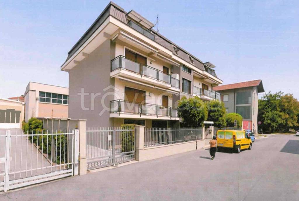 appartamento in vendita a Bresso