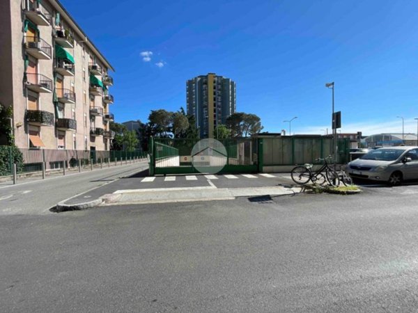 box auto in vendita a Bresso