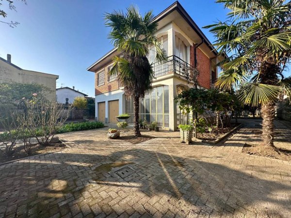 casa indipendente in vendita a Bubbiano
