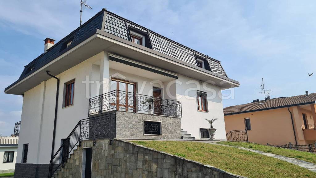 casa indipendente in vendita a Bubbiano