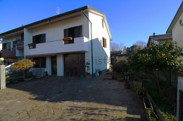 casa indipendente in vendita a Bubbiano
