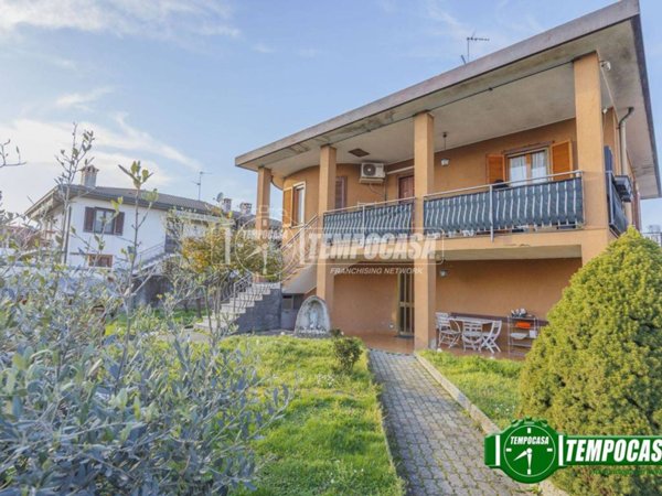 casa indipendente in vendita a Bubbiano