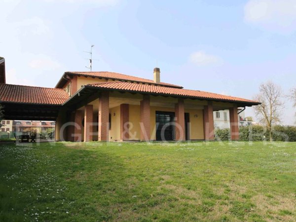 casa indipendente in vendita a Bubbiano