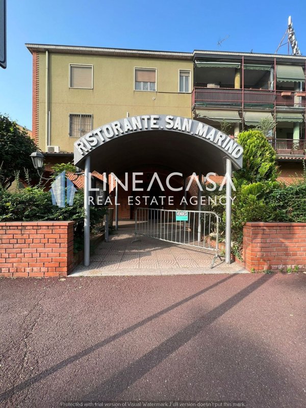 locale commerciale in vendita a Buccinasco