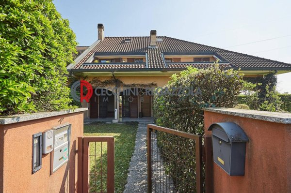 casa indipendente in vendita a Buccinasco