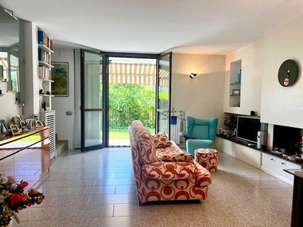 casa indipendente in vendita a Buccinasco