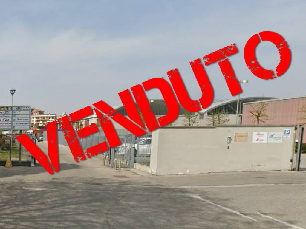 locale commerciale in vendita a Buccinasco