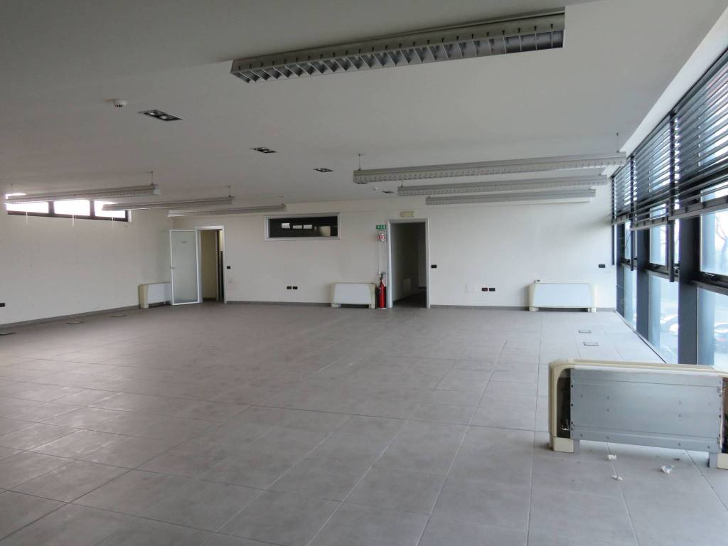 ufficio in vendita a Buccinasco