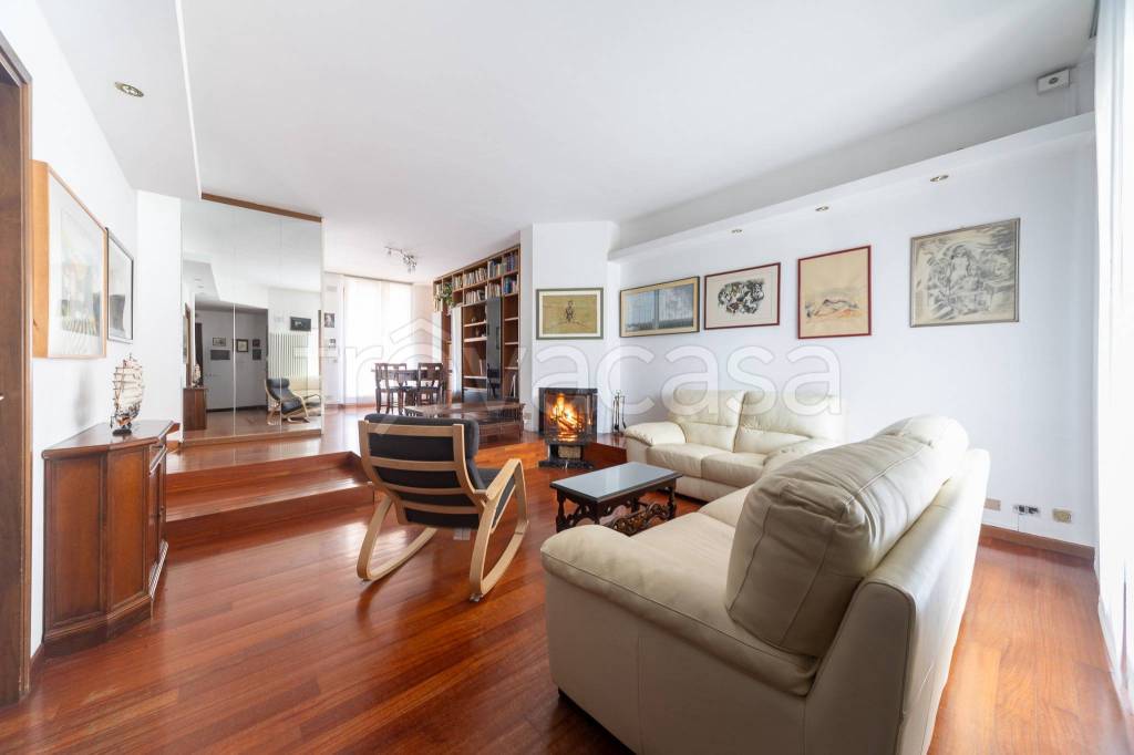 casa indipendente in vendita a Buccinasco