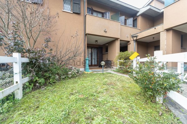 casa indipendente in vendita a Buccinasco