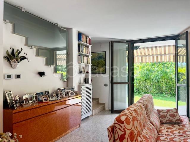 casa indipendente in vendita a Buccinasco