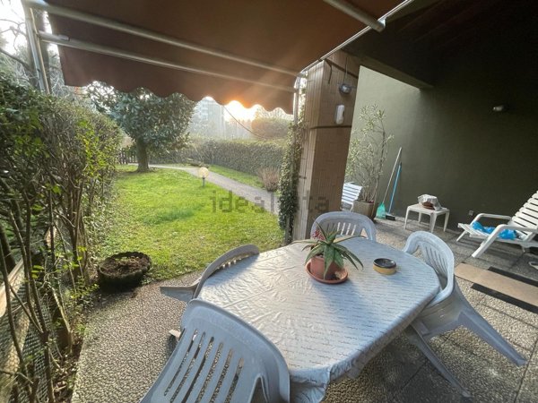 casa indipendente in vendita a Buccinasco