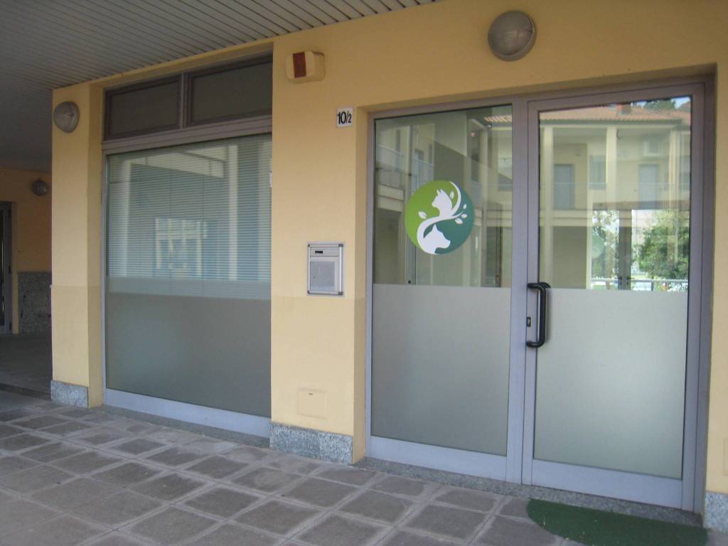 negozio in vendita a Buccinasco