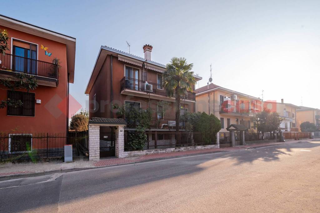 appartamento in vendita a Buccinasco