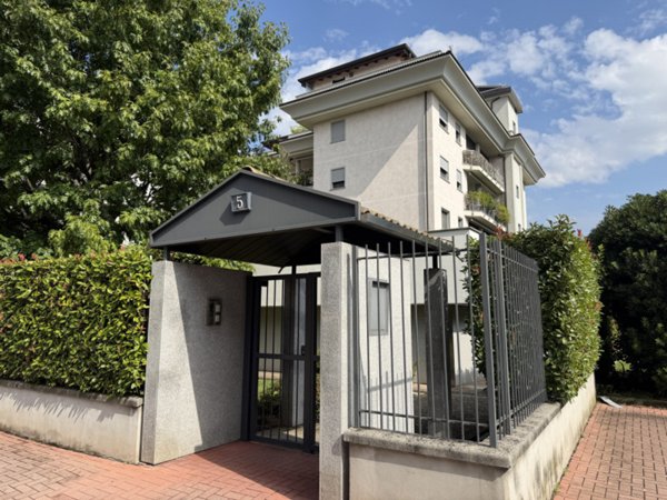 appartamento in vendita a Buccinasco