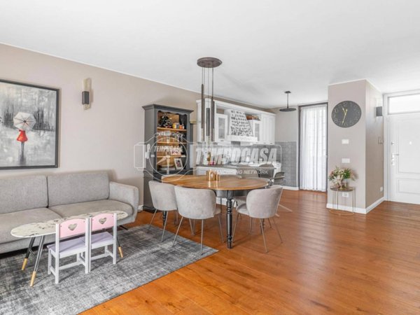 casa indipendente in vendita a Buccinasco