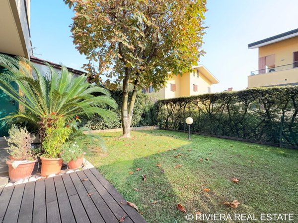 casa indipendente in vendita a Buccinasco