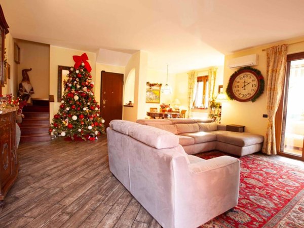 casa indipendente in vendita a Buccinasco