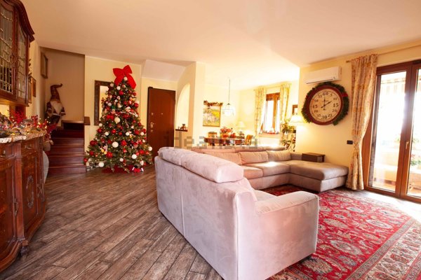 casa indipendente in vendita a Buccinasco