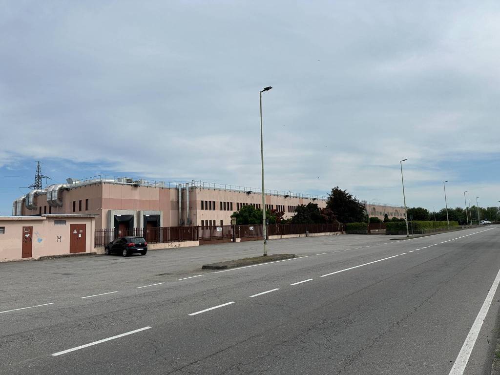 terreno edificabile in vendita a Buccinasco