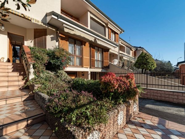 casa indipendente in vendita a Buccinasco