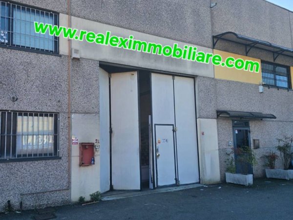 locale commerciale in vendita a Buccinasco