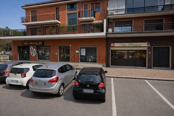 negozio in vendita a Buccinasco