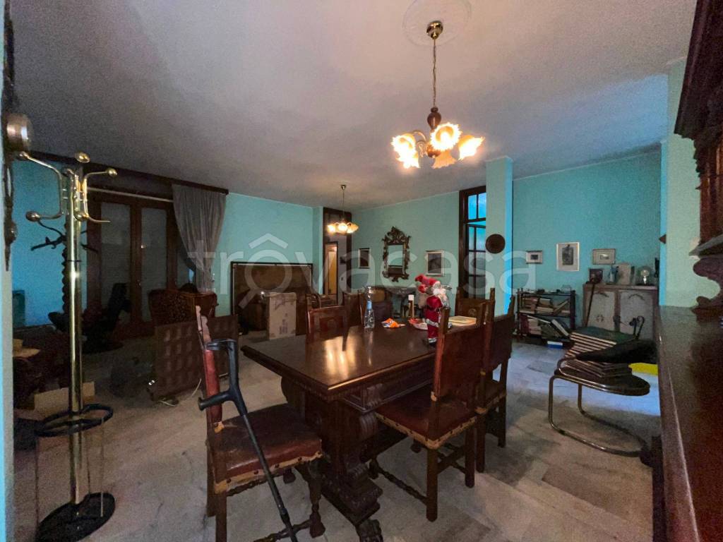 casa indipendente in vendita a Buccinasco