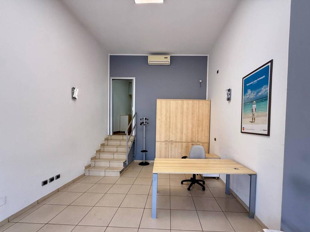 negozio in vendita a Buccinasco