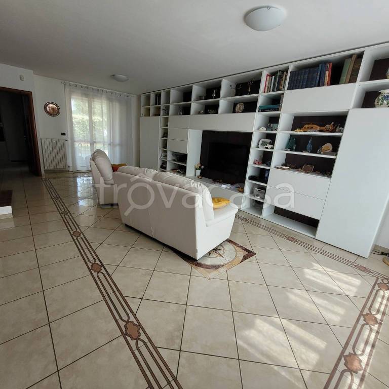 casa indipendente in vendita a Buccinasco