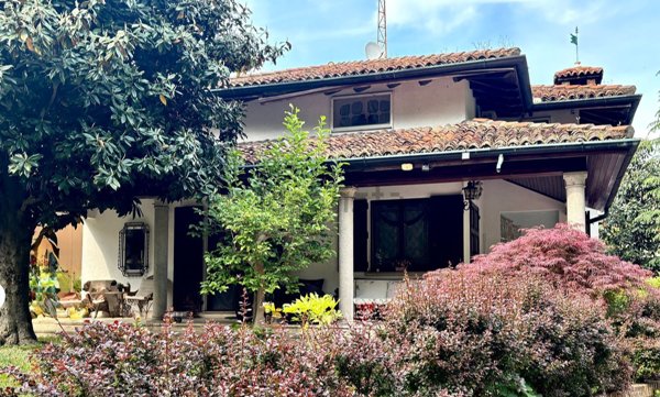 casa indipendente in vendita a Buccinasco