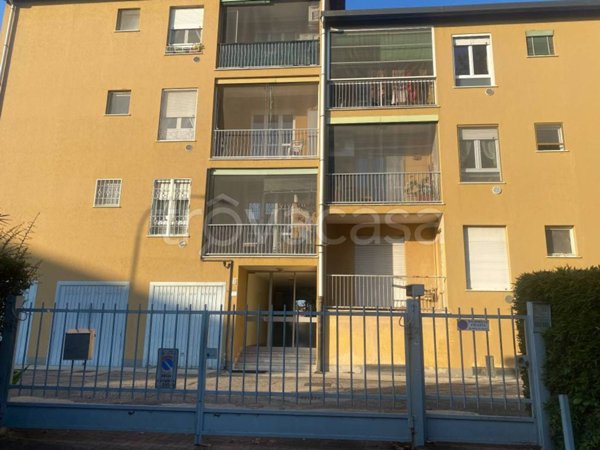 appartamento in vendita a Buccinasco in zona Gudo Gambaredo