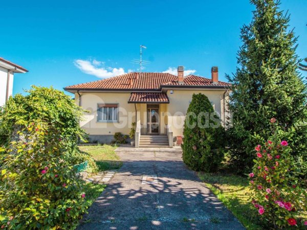 casa indipendente in vendita a Buscate