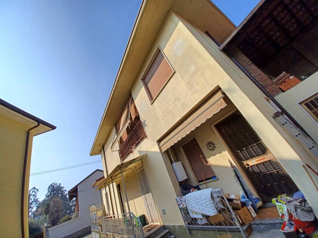appartamento in vendita a Buscate