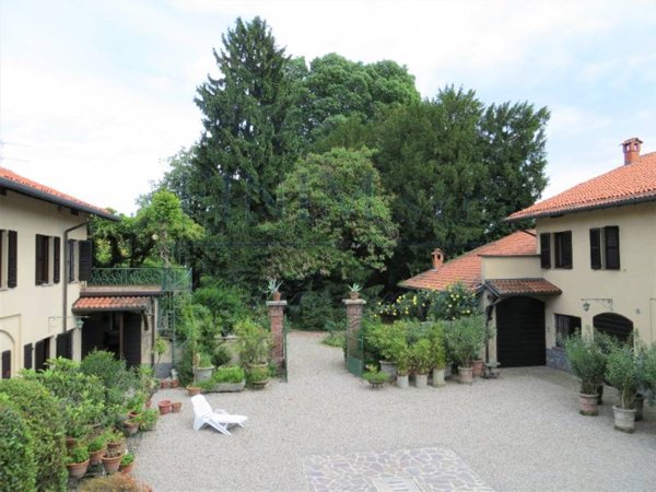 villa in vendita a Buscate