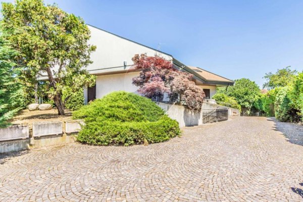 casa indipendente in vendita a Buscate