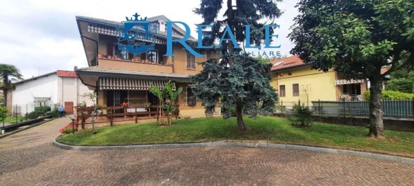 casa indipendente in vendita a Buscate