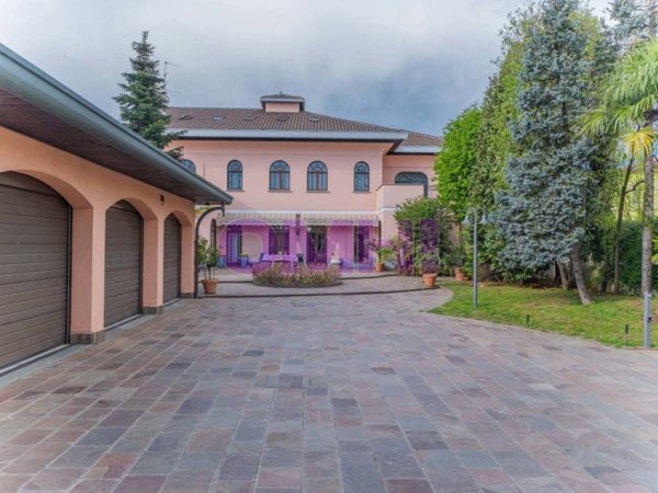 casa indipendente in vendita a Buscate