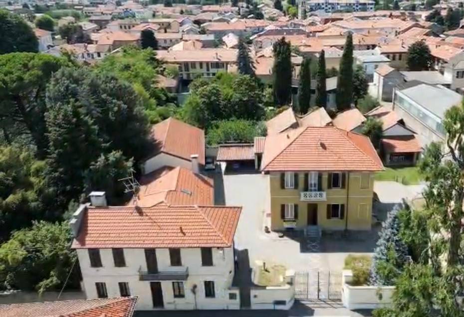 casa indipendente in vendita a Buscate