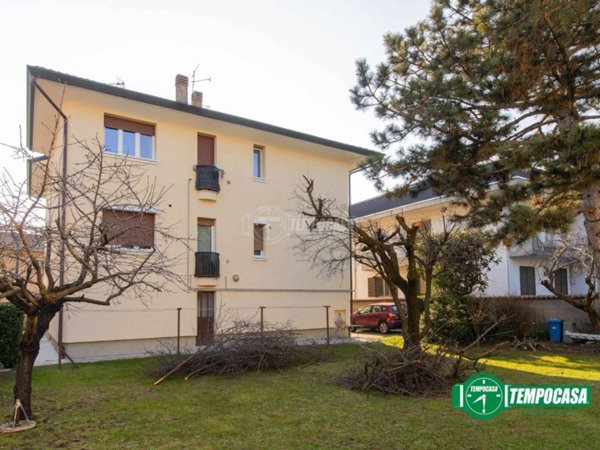appartamento in vendita a Buscate